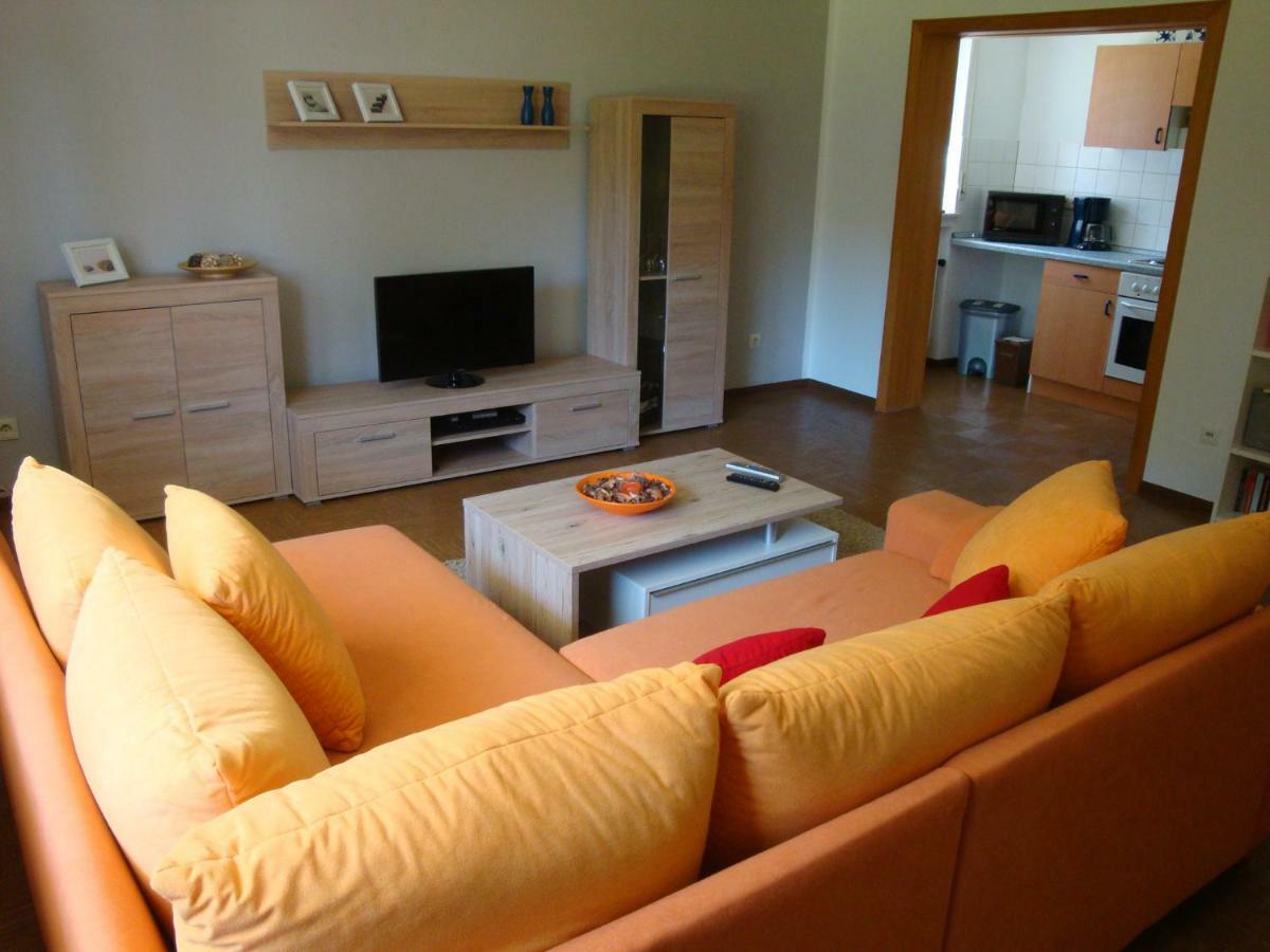 Ferienwohnung Cremer Waldorf ภายนอก รูปภาพ